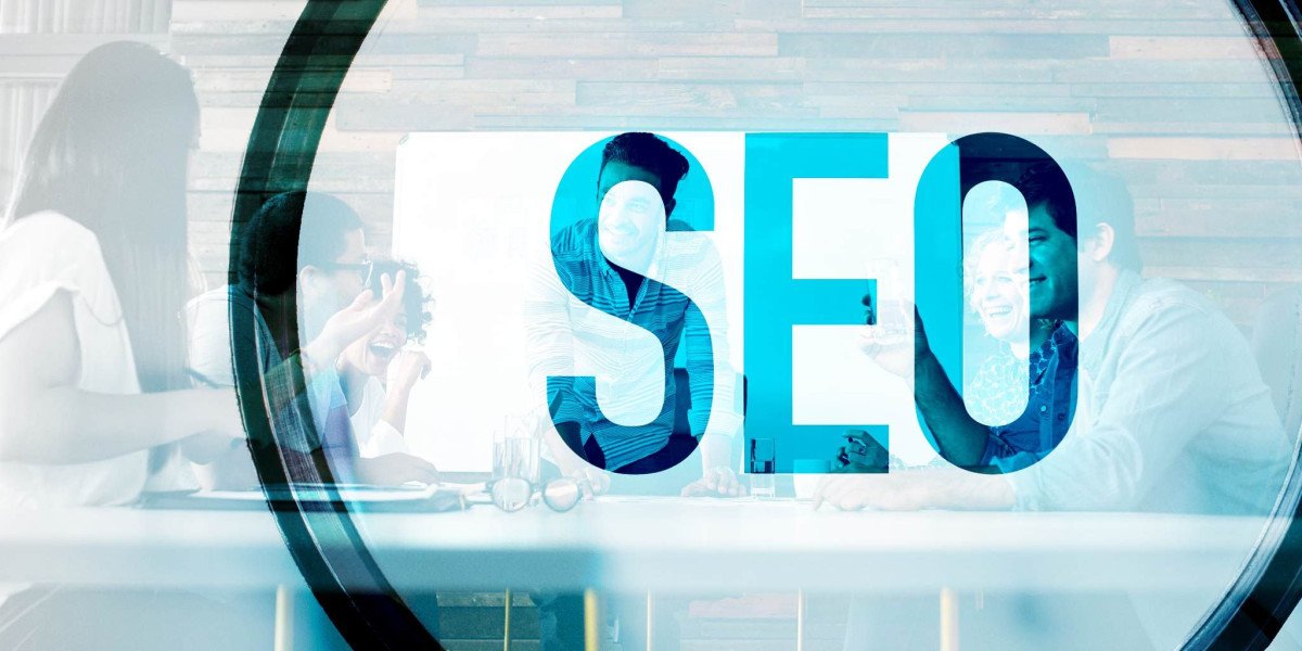 AI vs Human Strategy in Digital Marketing Agencies